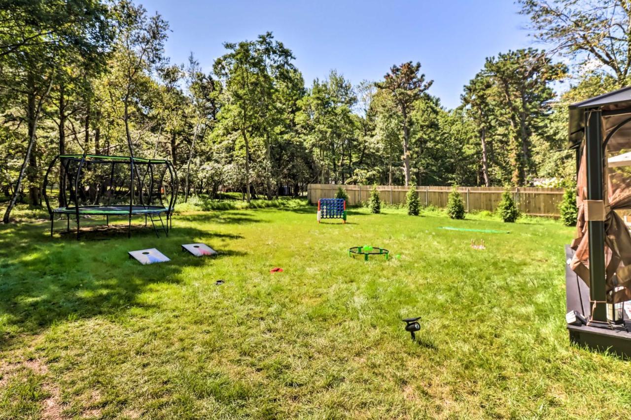 Pocono Mountain Escape With Game Room Walk To Lake! Albrightsville Dış mekan fotoğraf